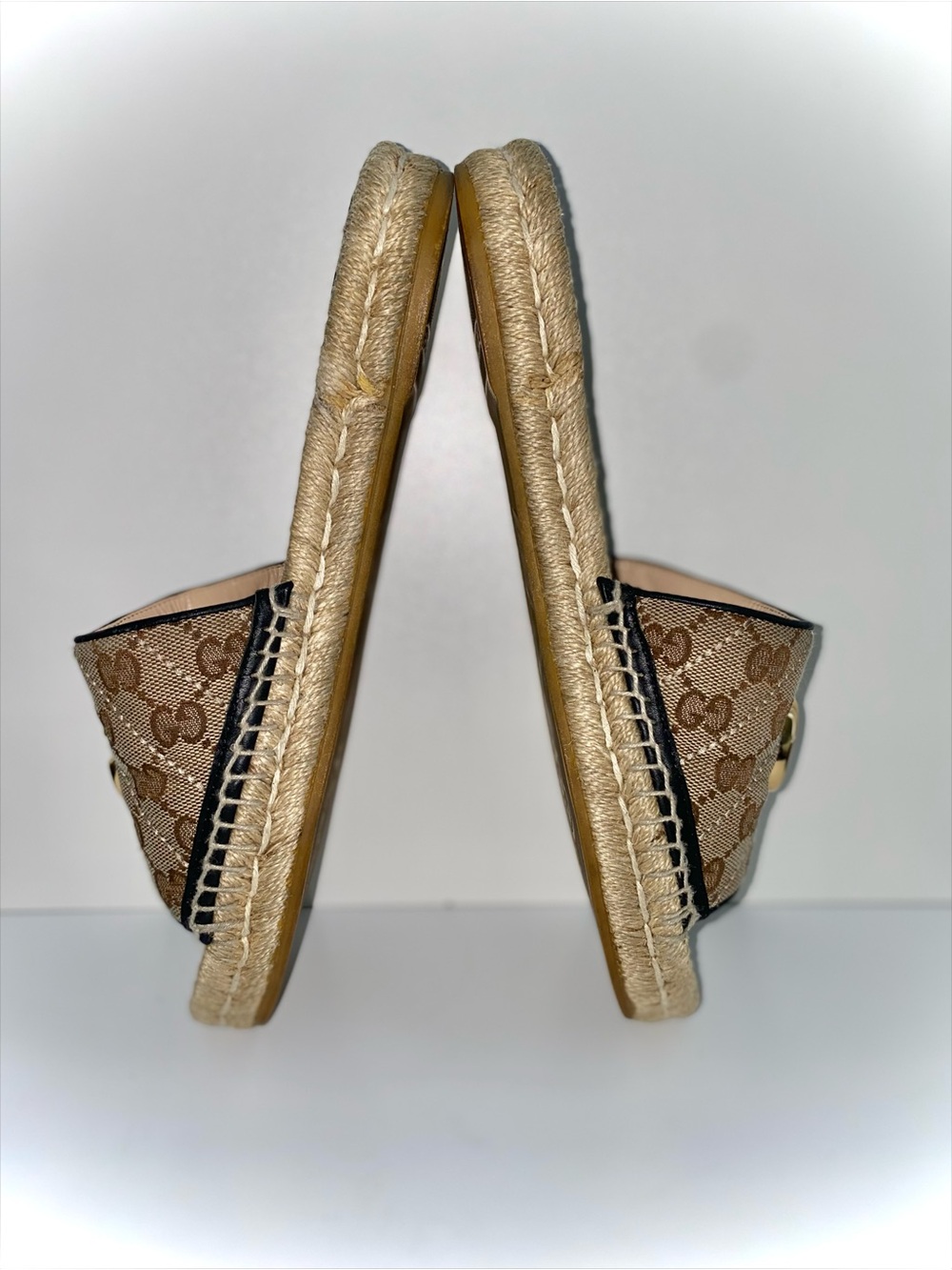 Authentic Gucci Beige Espadrilles Slide Sandals with Gold Double GG - Picture 5 of 11